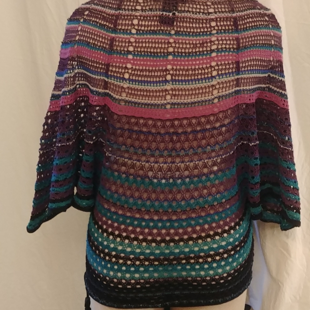 Lucky Brand top - Picture 3 of 11